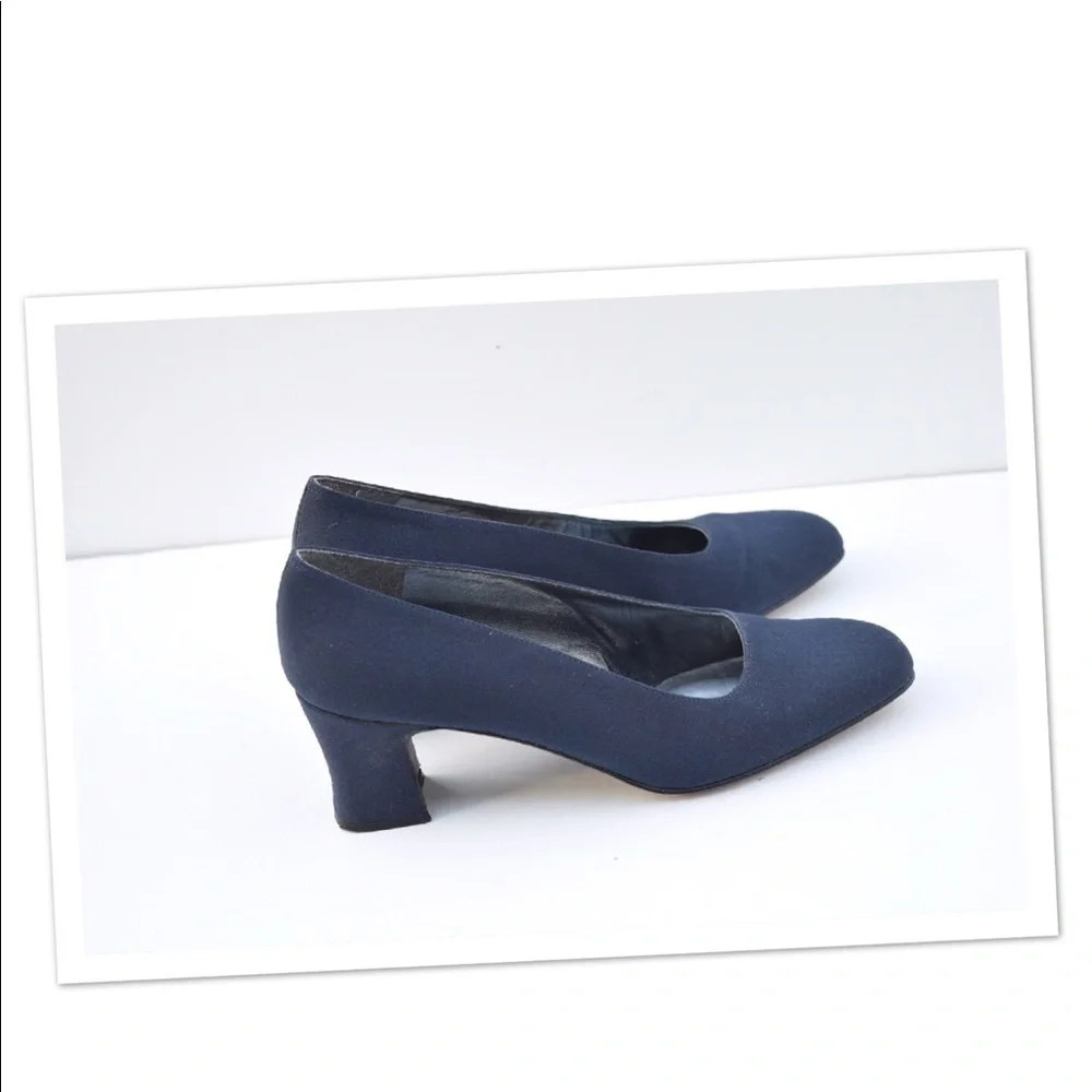Stuart Weitzman low heels